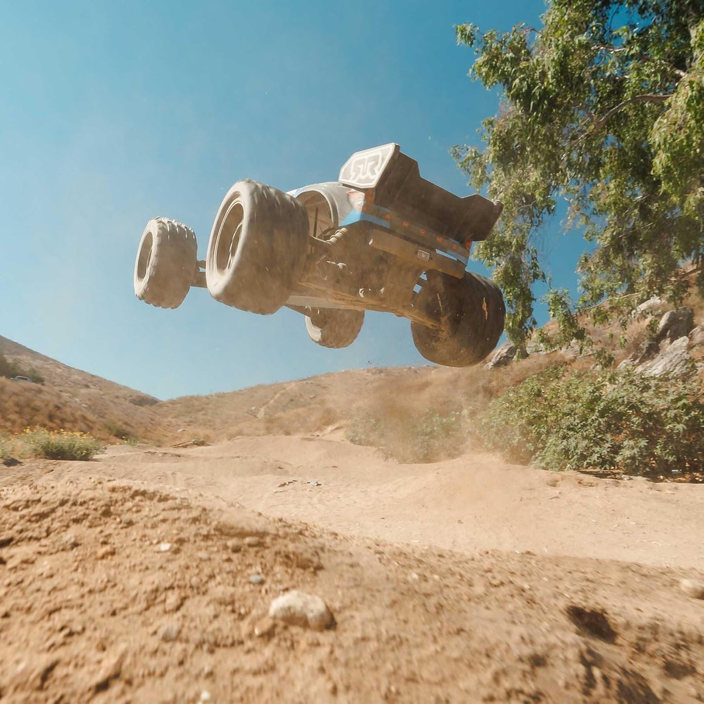 Arrma Vorteks 2WD MEGA 550 RTR Brushed Off-Road Truck w Radio