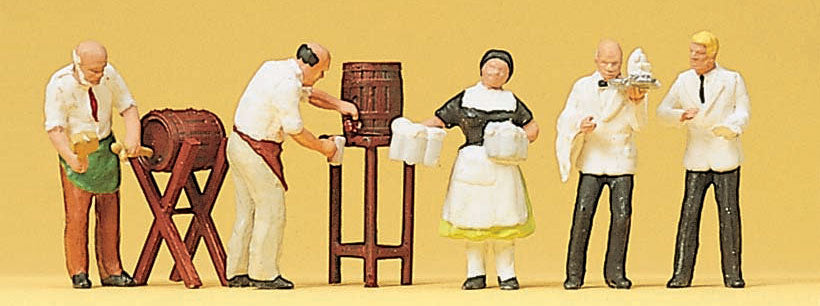 Preiser 10210 HO Innkeeper, Waiter & Waitress Figure Set