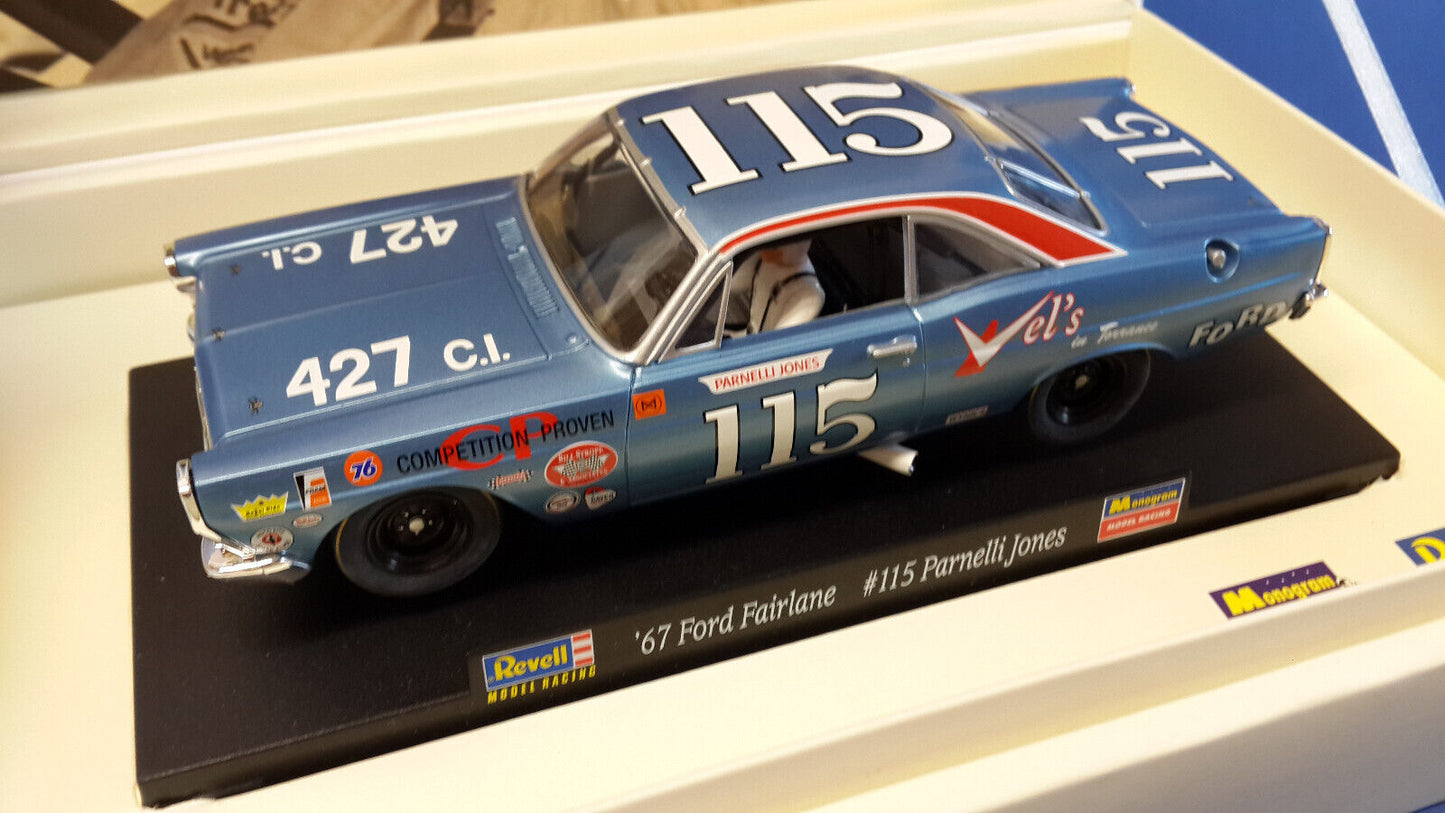 Revell Monogram ’67 Ford Fairlane #115 Parnelli Jones 1/32 Slot Car 85-4831 854831