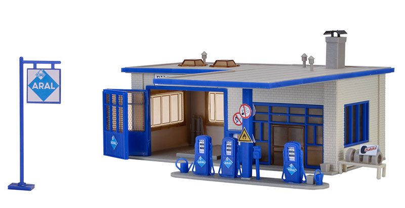Vollmer 45156 1/87 ARAL Gas Station HO Plastic Model Kit