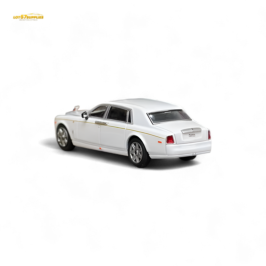 Street Weapon Rolls-Royce Phantom VII White 1:64