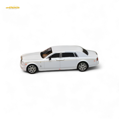 Street Weapon Rolls-Royce Phantom VII White 1:64