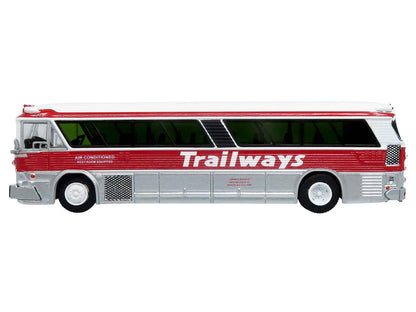 1964 MCI MC-5A Coach Bus "Trailways Chicago" White with Red Stripes "Vintage Bus & Motorcoach Collection" Limited Edition to 504 pieces Worldwide 1/87 (HO) Diecast Model by Iconic Replicas