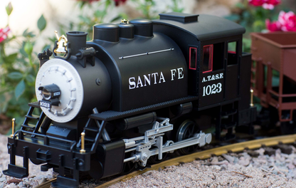 Piko 38108 G Scale Santa Fe Freight R/C Starter Set, 120V