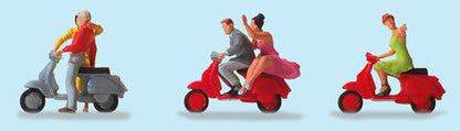Preiser 10607 HO Scale Three Vespa Scooters w/Riders
