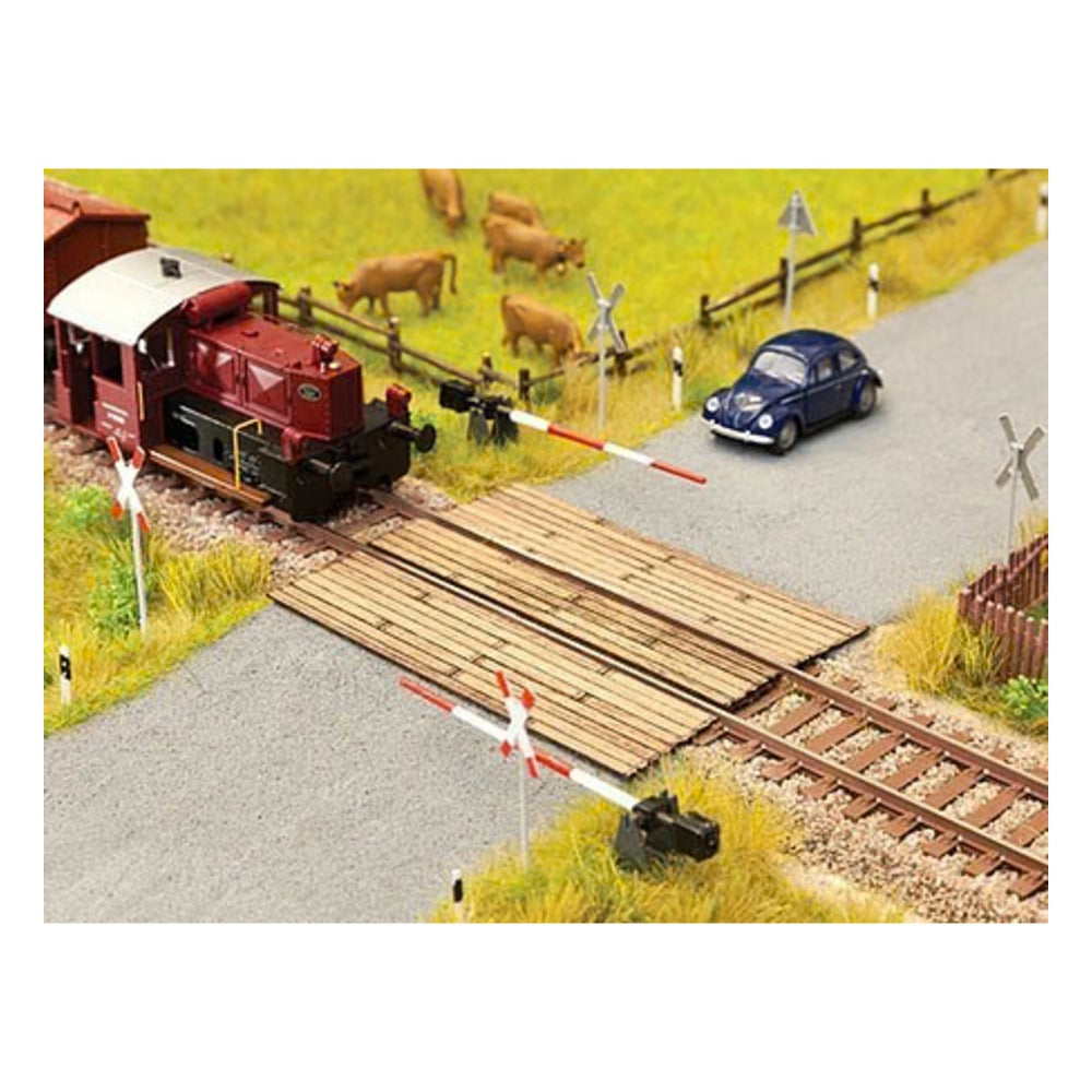 Noch 14424 TT Scale Wood Plank Grade Crossing -- Laser-Cut Wood Kit