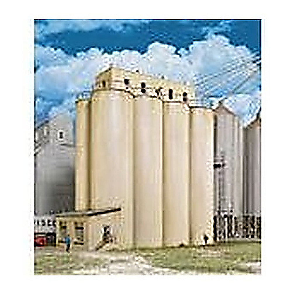 Walthers Cornerstone 933-2942 HO Grain Head House w/Silos Kit