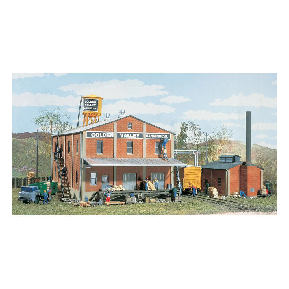 Walthers Cornerstone 933-3018 HO Golden Valley Canning Company Kit