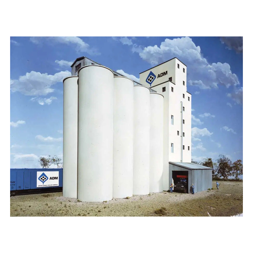 Walthers Cornerstone 3023 HO Scale Elevator Add-On Silos Kit