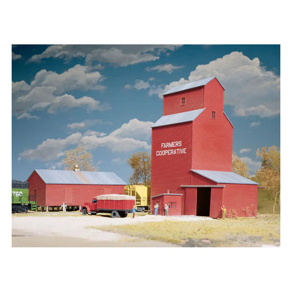 Walthers Cornerstone 933-3036 HO Farmers Cooperative Grain Elevator