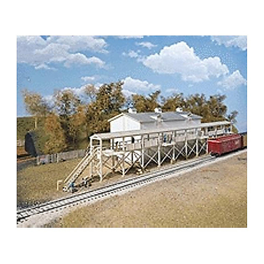 Walthers Cornerstone 3049 HO Icehouse and Platform Kit