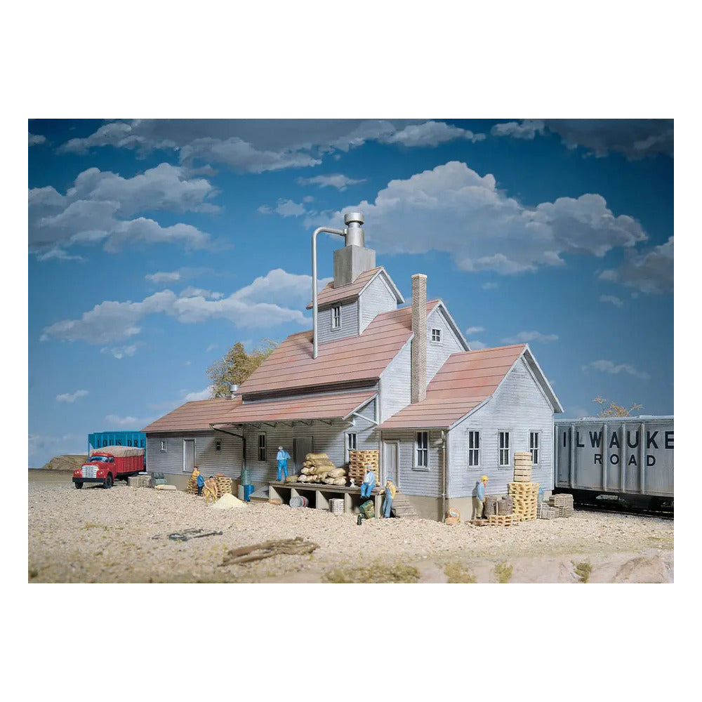 Walthers Cornerstone 3061 HO Sunrise Feed Mill Kit