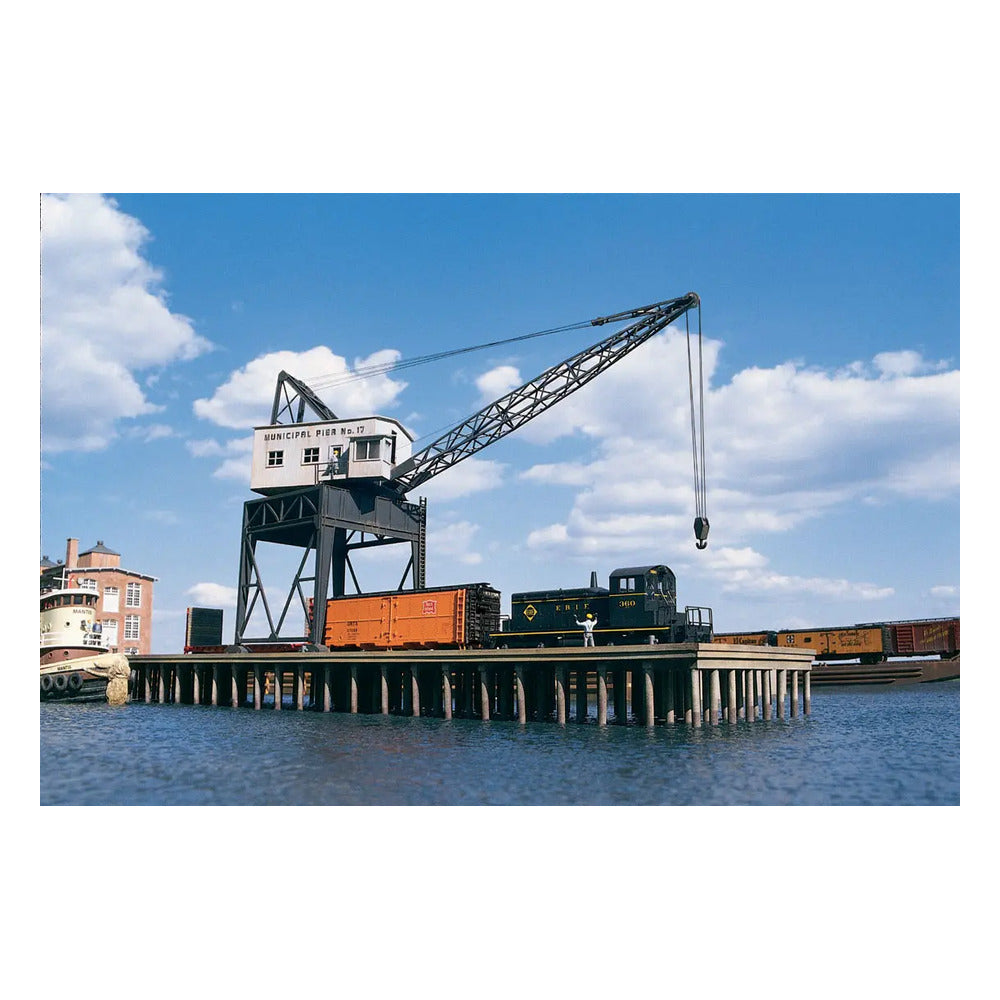 Walthers Cornerstone 933-3067 HO Pier & Traveling Crane Kit