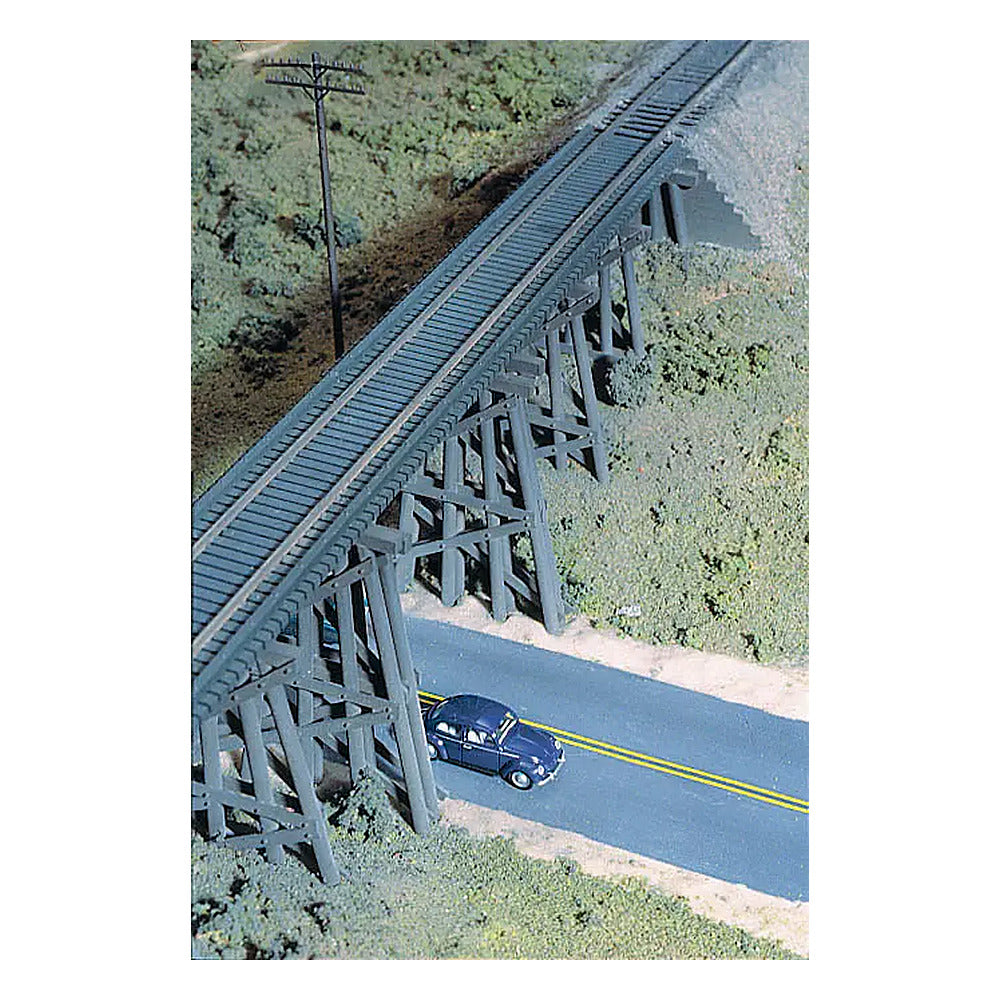 Walthers Cornerstone 933-3147 HO Trestle w/Deck Girder Bridge Kit