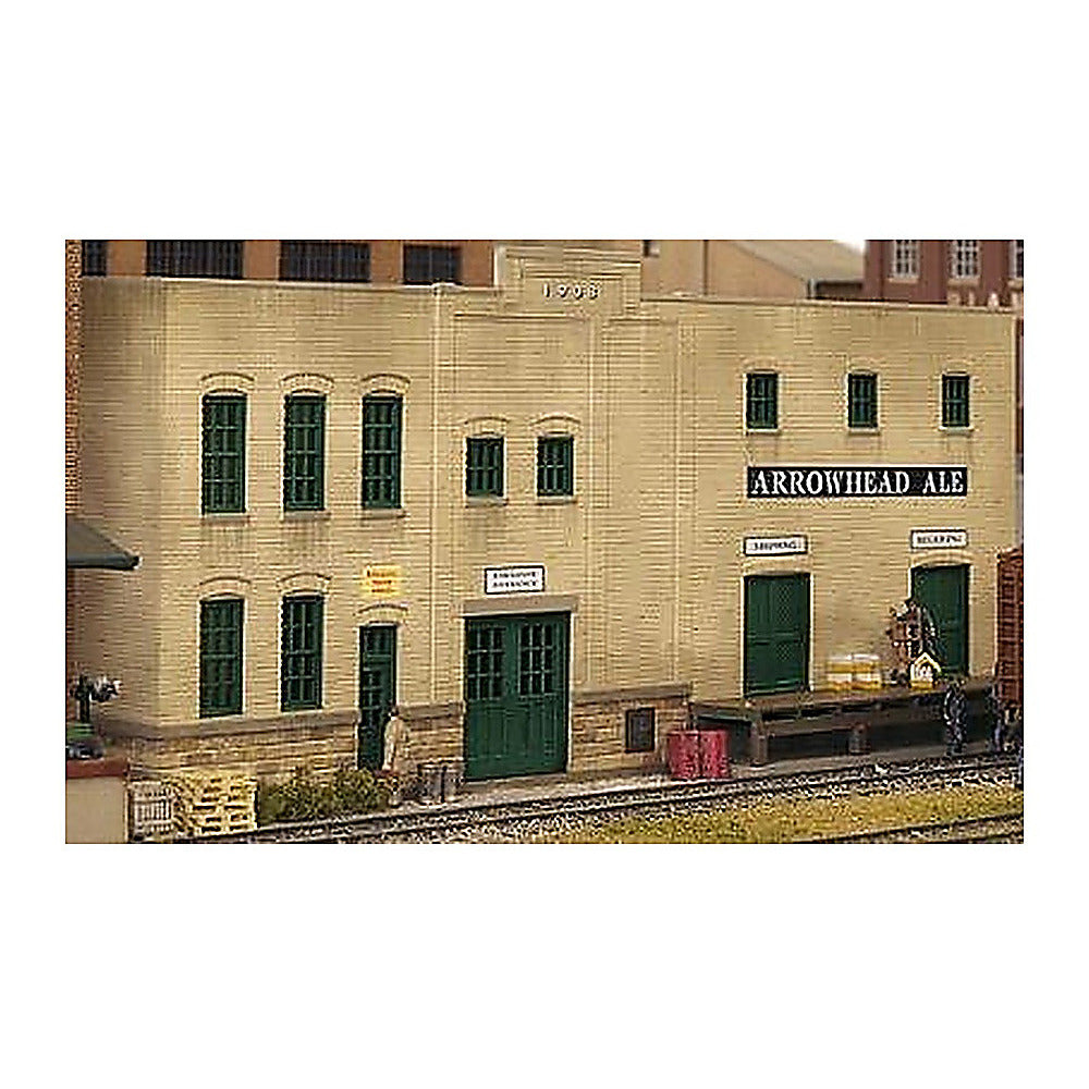 Walthers Cornerstone 3193 HO Arrowhead Ale Background Building
