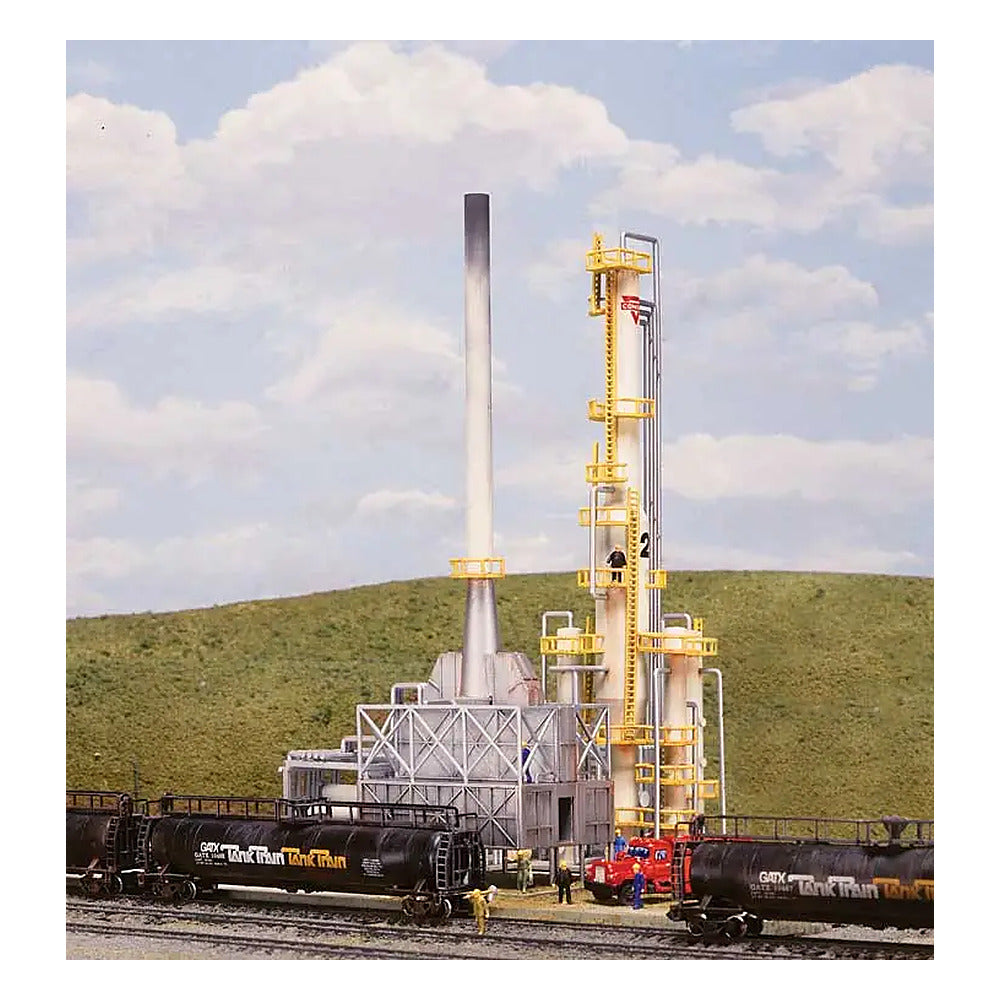 Walthers Cornerstone 933-3219 N North Island Oil Refinery Kit