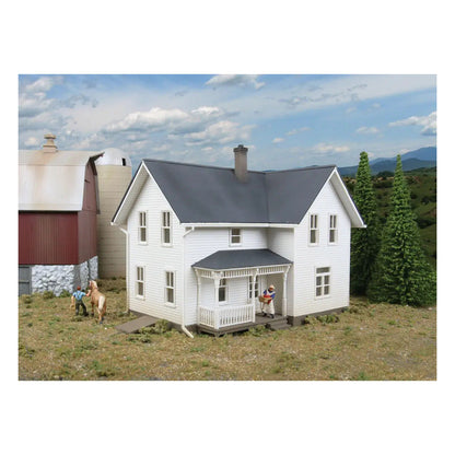 Walthers Cornerstone 933-3333 HO Lancaster Farmhouse Kit
