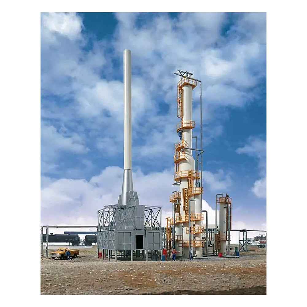 Walthers Cornerstone 933-3705 HO United Petroleum Refining Kit