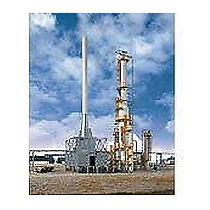 Walthers Cornerstone 933-3705 HO United Petroleum Refining Kit