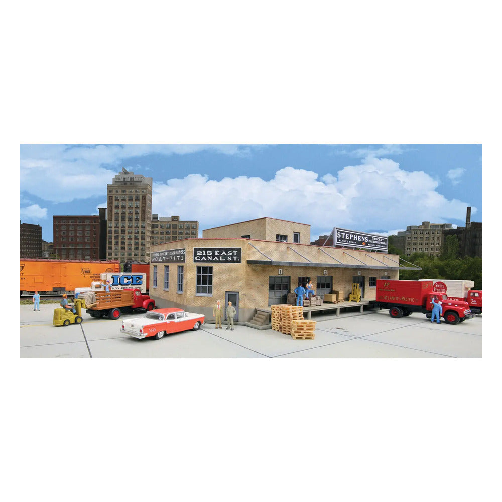 Walthers Cornerstone 3760 HO Grocery Distributor Kit