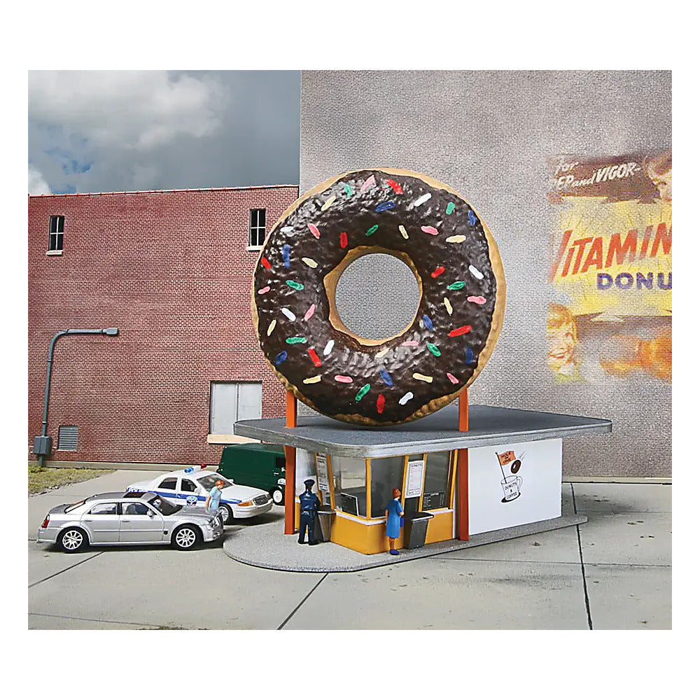Walthers Cornerstone 933-3768 HO Hole-In-One Donut Shop Kit