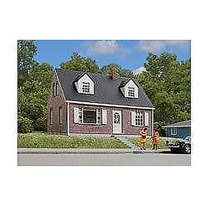 Walthers Cornerstone 933-3774 HO Brick Cape Cod House Kit