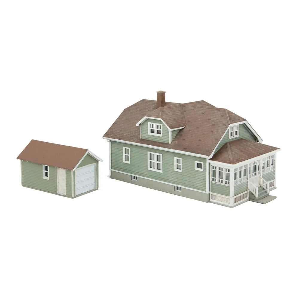Walthers Cornerstone 3791 HO Updated American Bungalow w/Garage