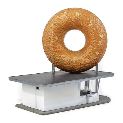 Walthers Cornerstone 933-3835 N Hole-In-One Donut Shop Kit