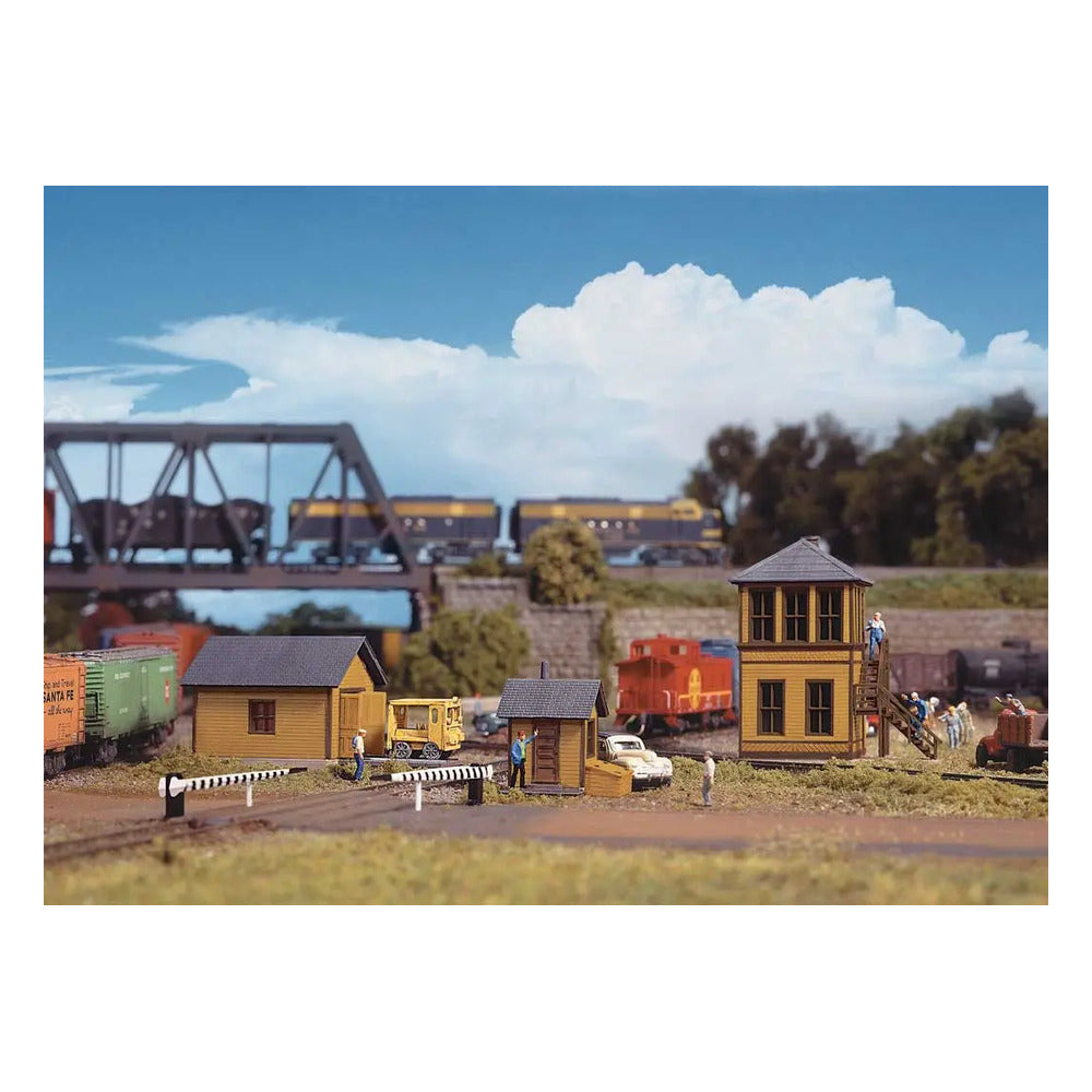 Walthers Cornerstone 3852 N Trackside Structures Set Kit