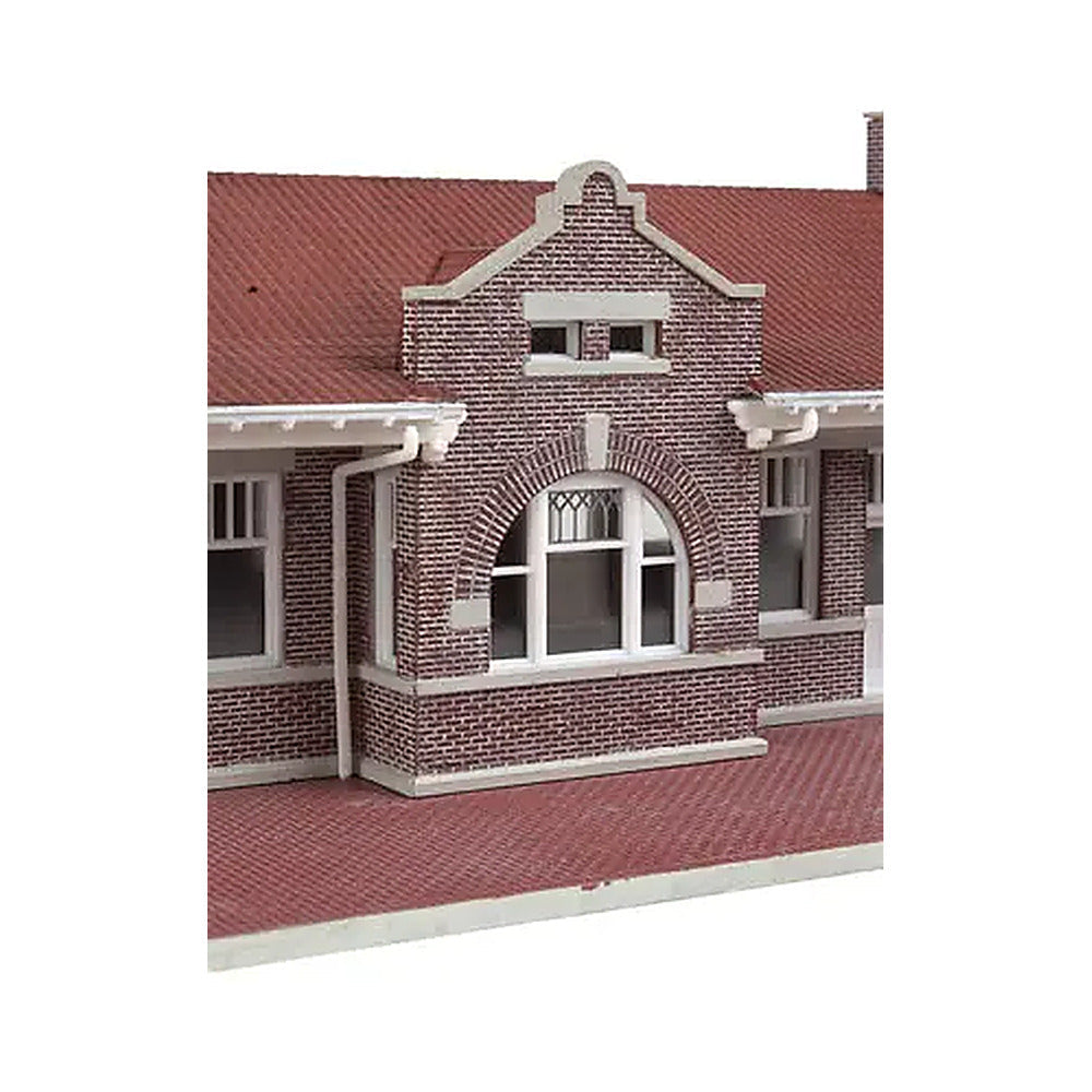 Walthers Cornerstone 4055 HO Brick Mission-Style Santa Fe Depot