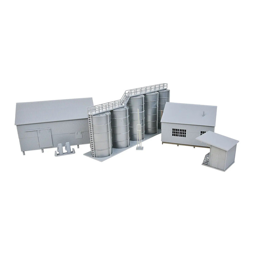 Walthers Cornerstone 933-4059 HO Scale Trackside Oil Dealer Storage Tanks -- Kit