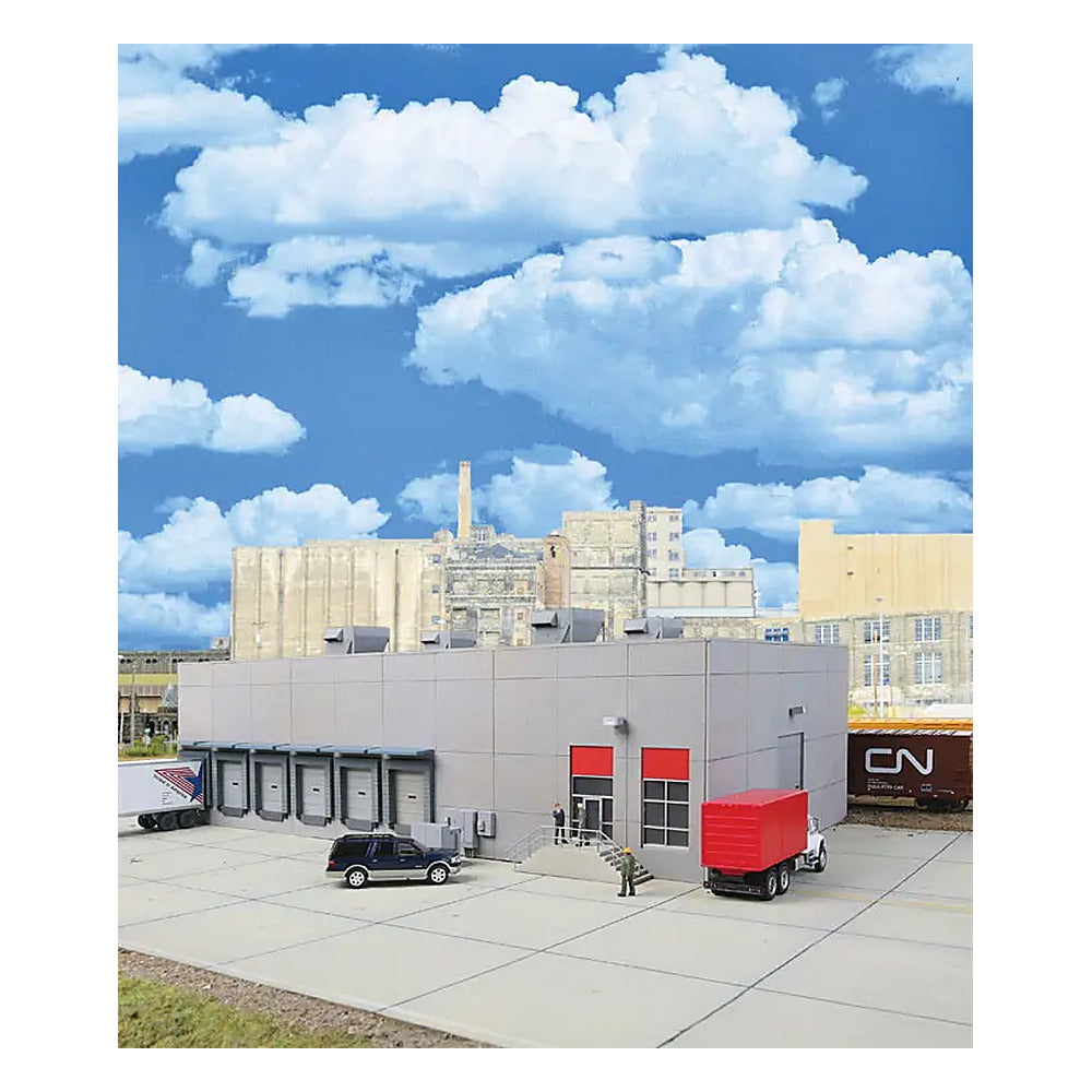 Walthers Cornerstone 933-4067 HO Modern Concrete Warehouse Kit