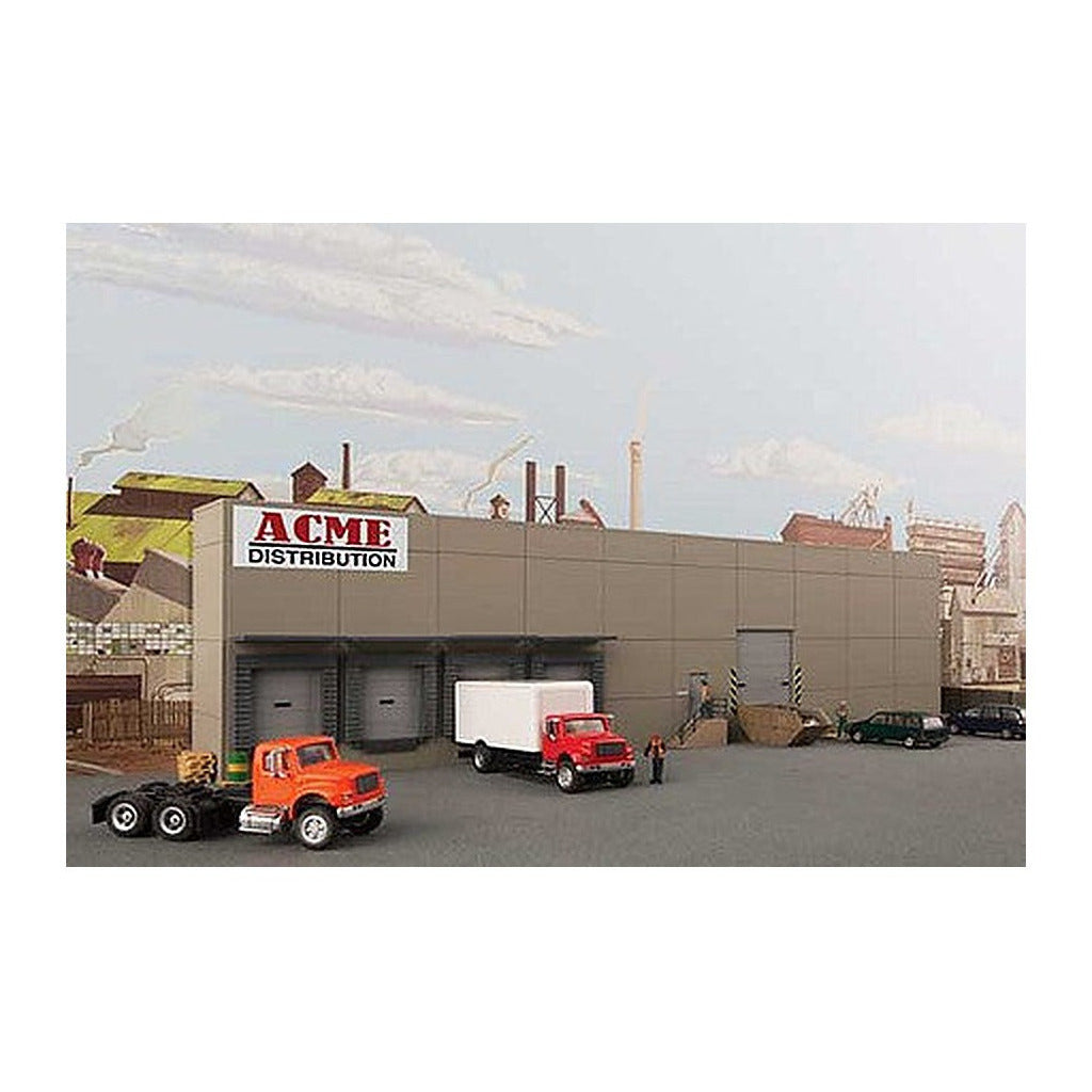 Walthers Cornerstone 4071 HO Concrete Warehouse Background