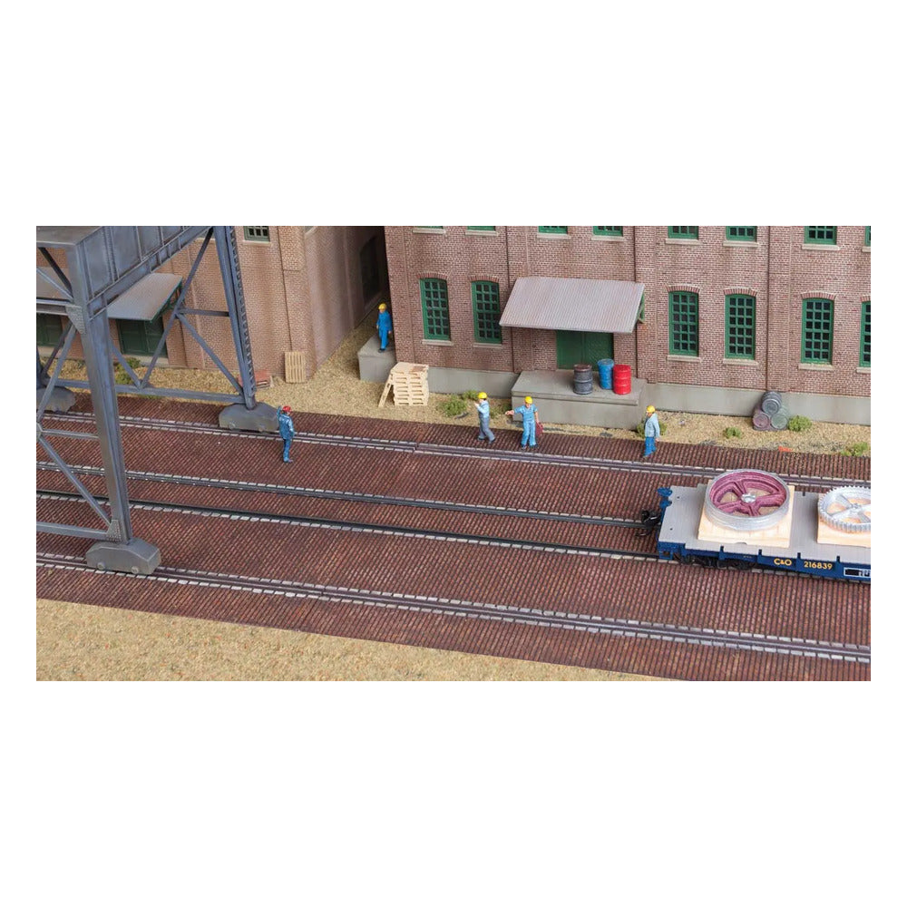 Walthers Cornerstone 933-4097 HO Brick Craneway Base & Street 3-Pack