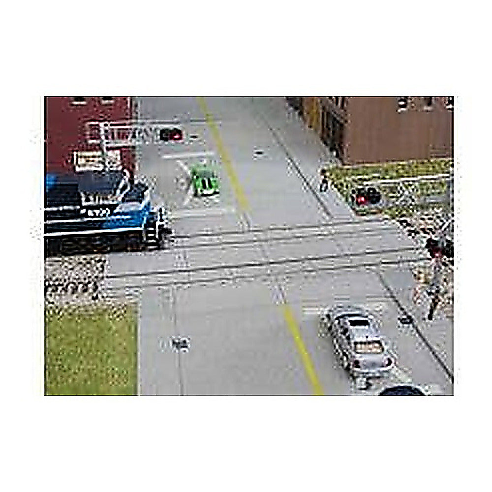 Walthers Cornerstone 933-4121 HO Modern Concrete Grade Crossing Kit