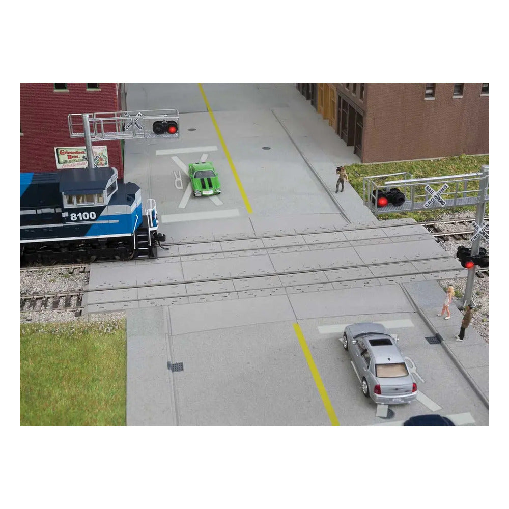 Walthers Cornerstone 933-4121 HO Modern Concrete Grade Crossing Kit