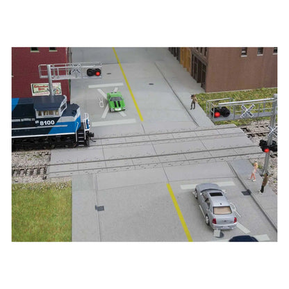 Walthers Cornerstone 933-4121 HO Modern Concrete Grade Crossing Kit