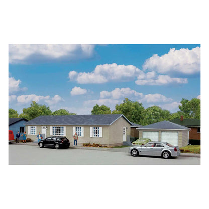 Walthers Cornerstone 4151 HO Modern Sectional House with Garage