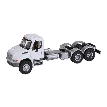 Walthers SceneMaster 949-11530 HO Intl 4300 Dual-Axle Tractor White