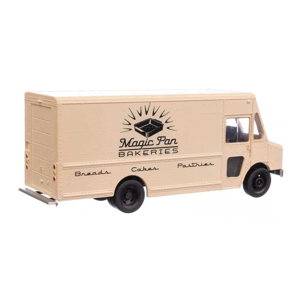 Walthers SceneMaster 12101 HO Morgan Olson Van Magic Pan