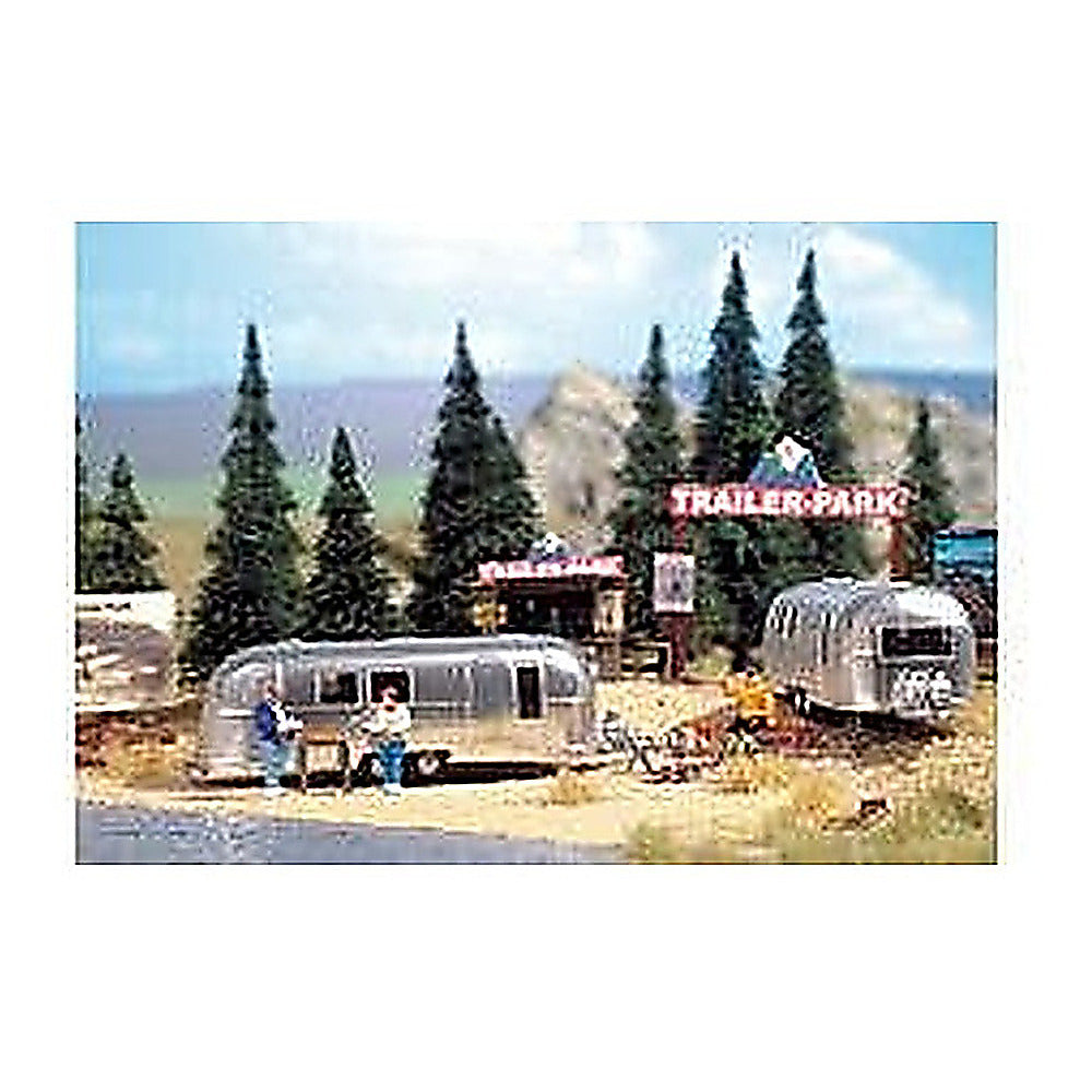 Walthers SceneMaster 949-2902 HO Camp Site with Two Trailers Kit