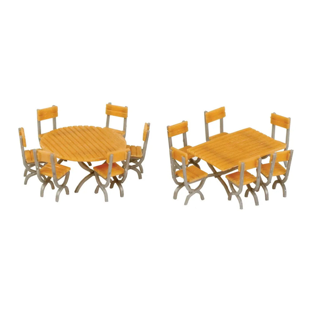 Walthers SceneMaster 949-4191 HO Tables & Chairs Kit