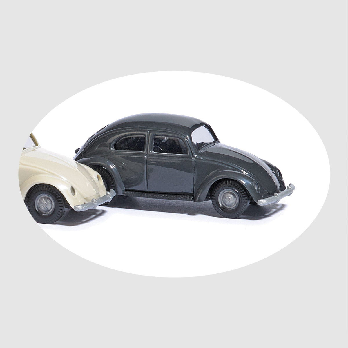 Busch 89131 HO Scale 1951 Volkswagen Beetle Model, Dark Gray
