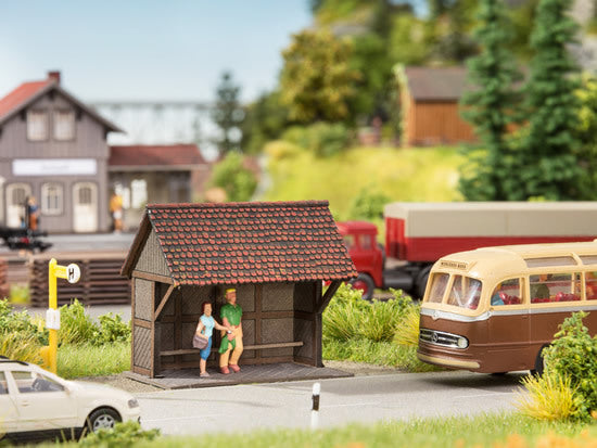 Noch 14489 TT Scale Wooden Bus Shelter -- Laser-Cut Wood Kit - 1-7/16 x 7/8 x 1-1/4" 3.6 x 2.3 x 3.1cm