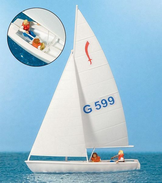Preiser 10677 HO Scale Korsar Sailboat w/2 Sailors Sails Up