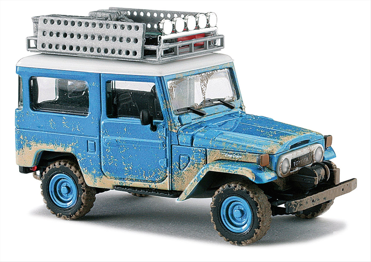 Busch 43023 HO Scale Toyota Land Cruiser J4 SUV Ready-Made Model