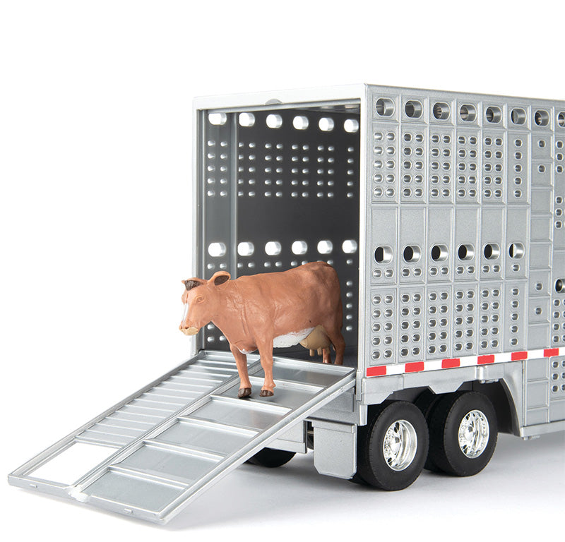 Ertl 47362 1/32 Freightliner 122SD with Cattle Trailer