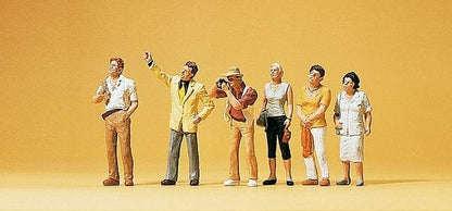 Preiser 10467 HO Scale Spectators Sightseers