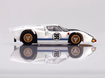 AFX 22059 Ford GT40 Mark II #98 Ken Miles 1966 Daytona Winner HO Slot Car