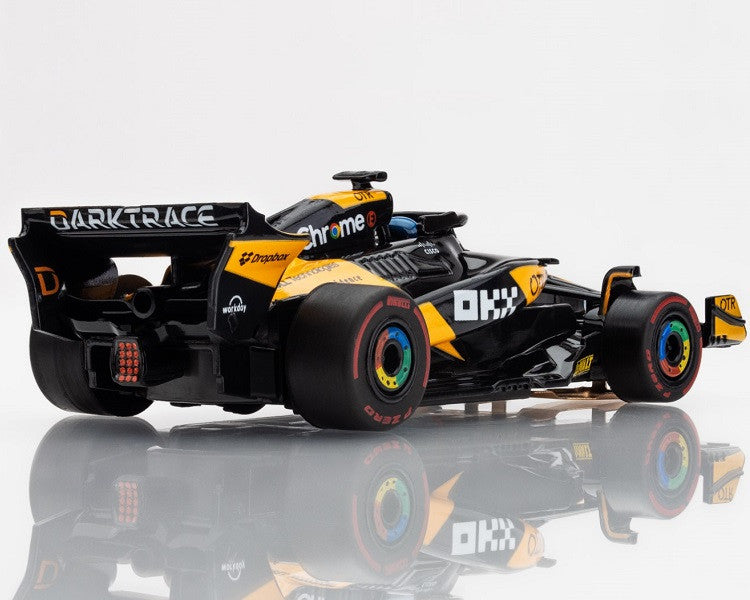 AFX 22104 McLaren F1 MCL38 Oscar Piastri #81 HO Slot Car Mega G+ Formula one